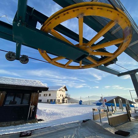 Locanda Ristorante Bar Del Lago Chamois Bagian luar foto
