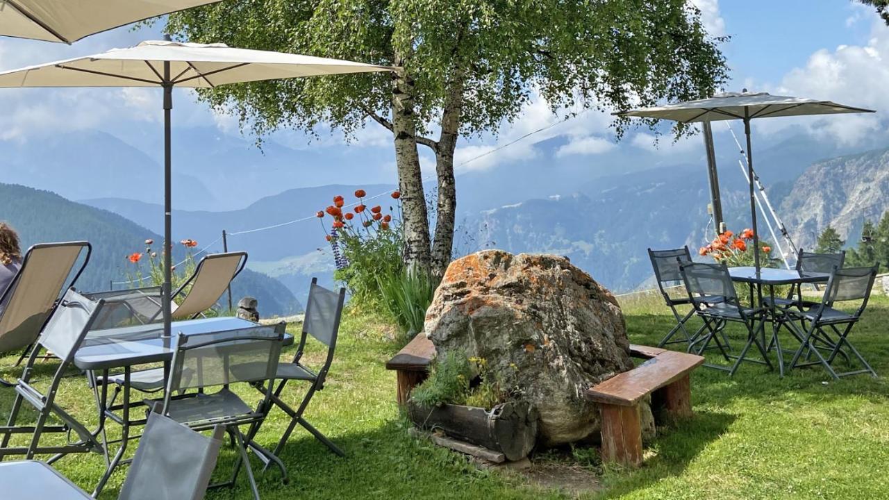Locanda Ristorante Bar Del Lago Chamois Bagian luar foto